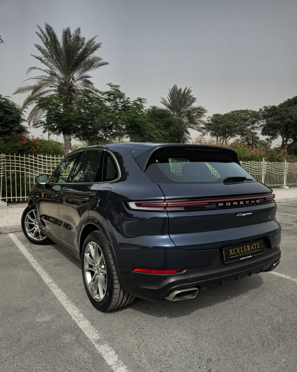 2024 Porsche Cayenne photo 4