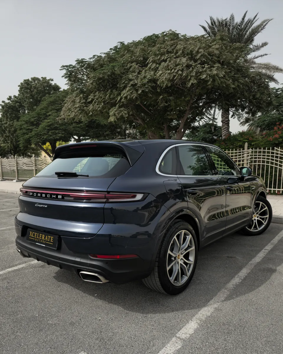 2024 Porsche Cayenne photo 6
