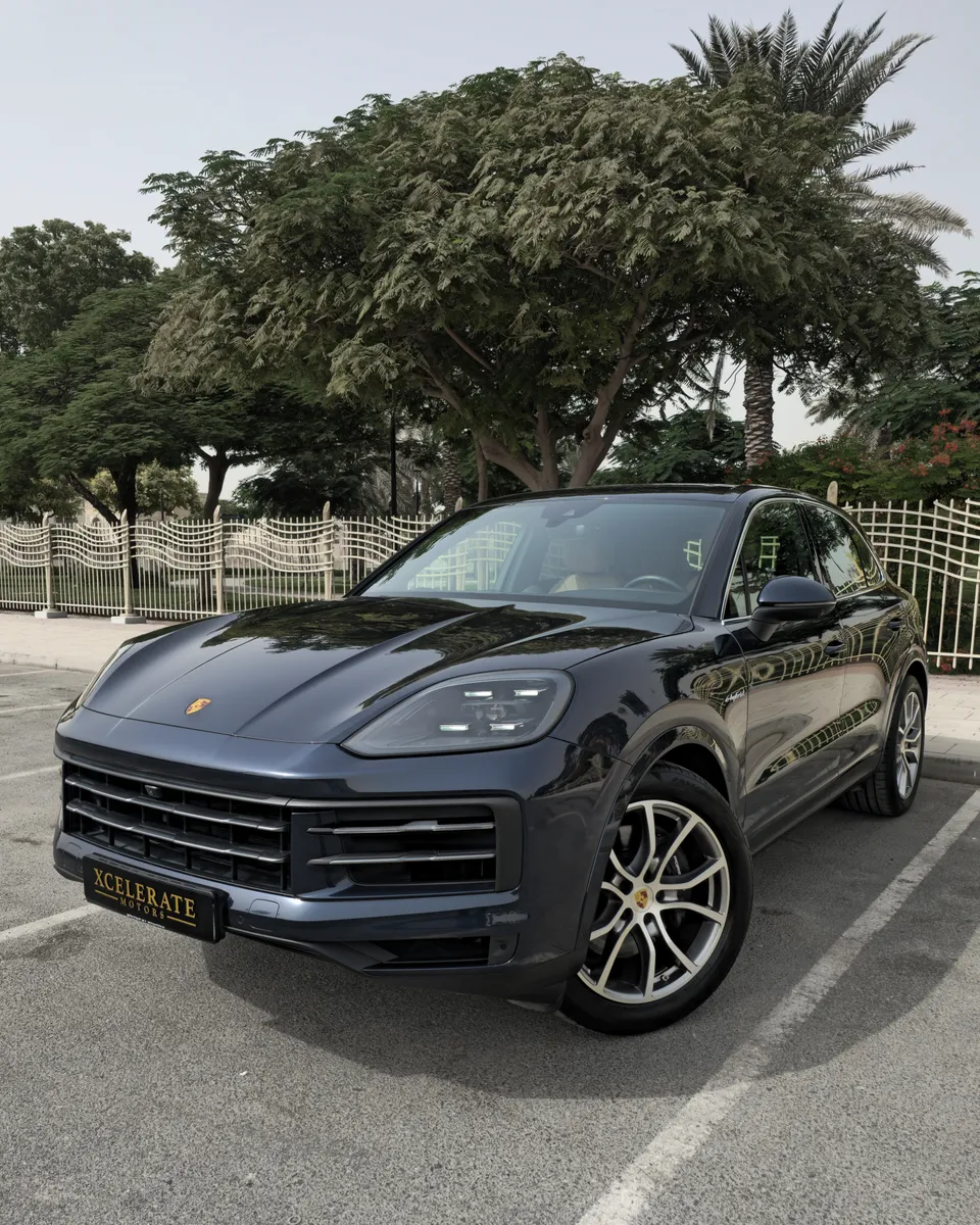 2024 Porsche Cayenne photo 3