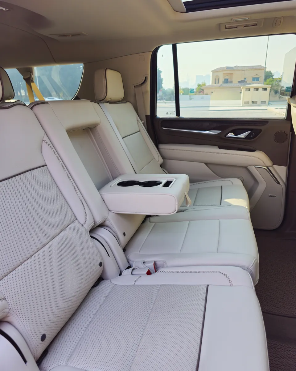 2024 GMC Yukon photo 12