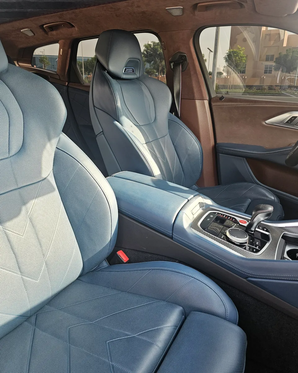 2023 BMW XM photo 9