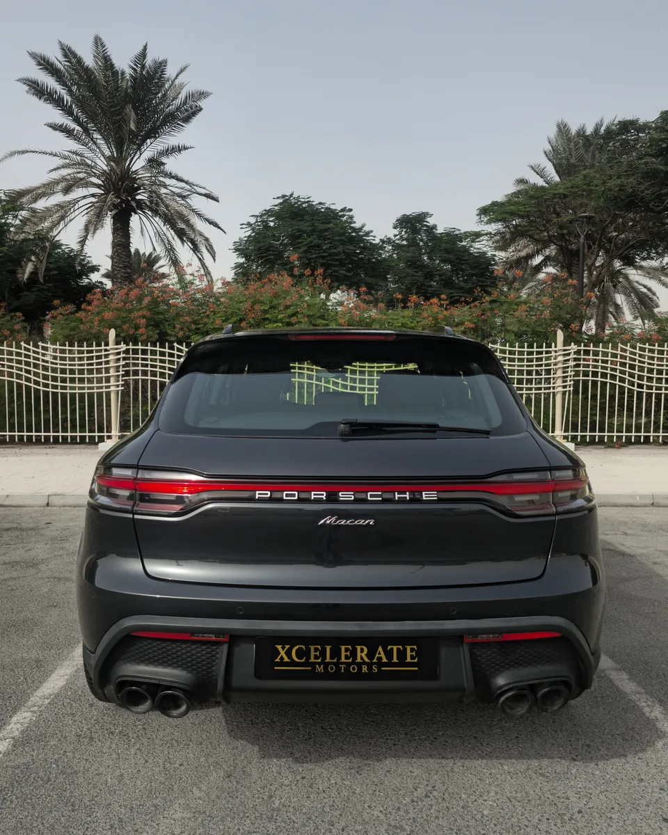 2024 Porsche Macan photo 4