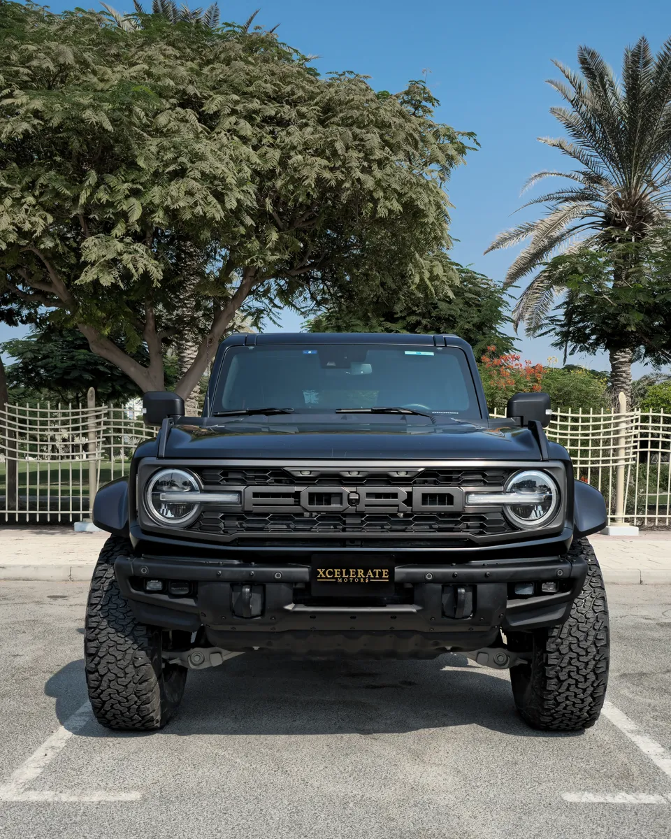 2023 Ford Bronco photo 2