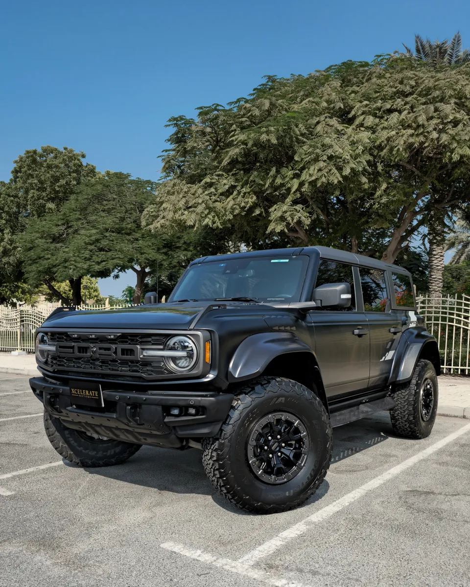 2023 Ford Bronco photo 3