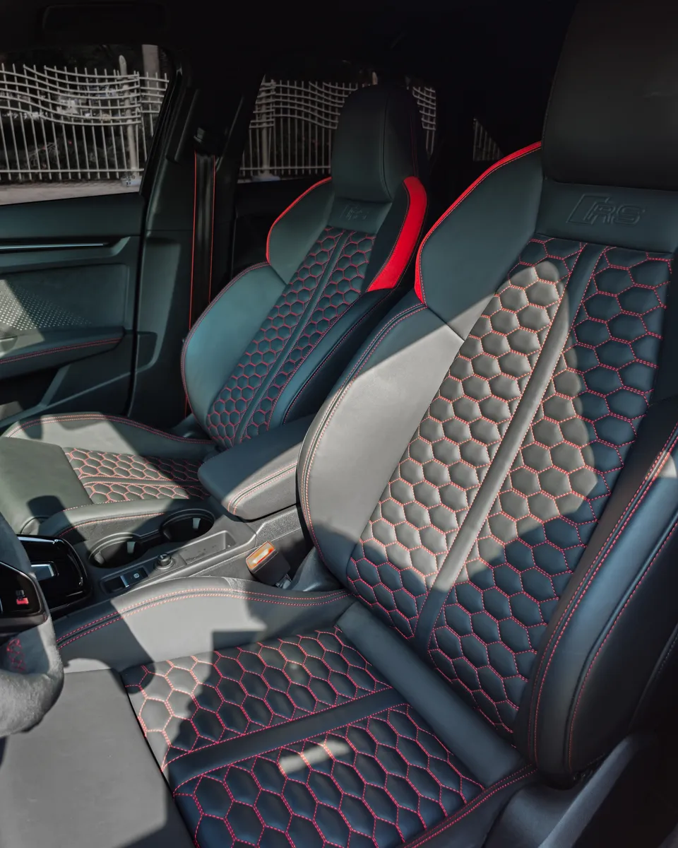 2025 Audi RS3 photo 6