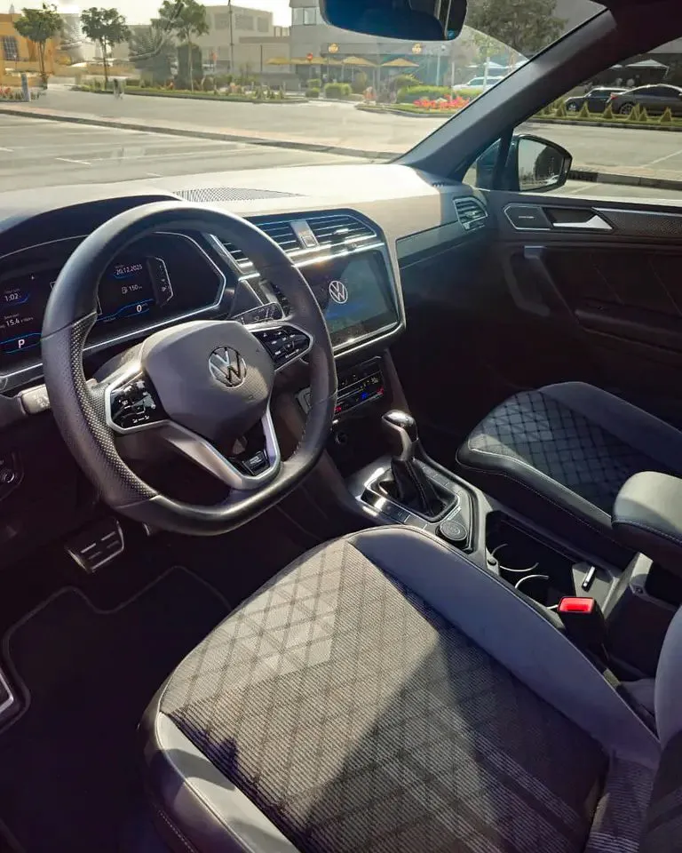 2024 Volkswagen Tiguan photo 7
