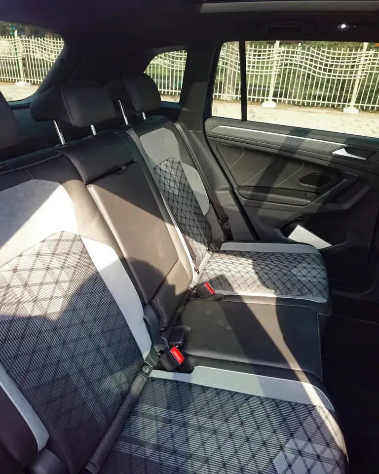2024 Volkswagen Tiguan photo 9