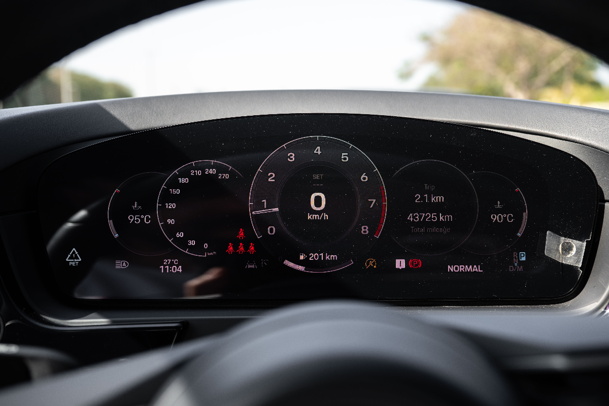 2024 Porsche Cayenne Coupe photo 12