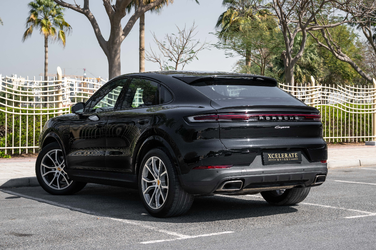 2024 Porsche Cayenne Coupe photo 5