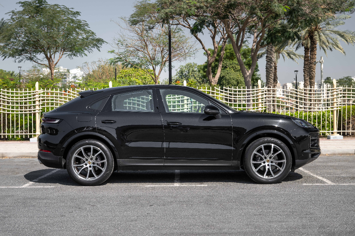 2024 Porsche Cayenne Coupe photo 8