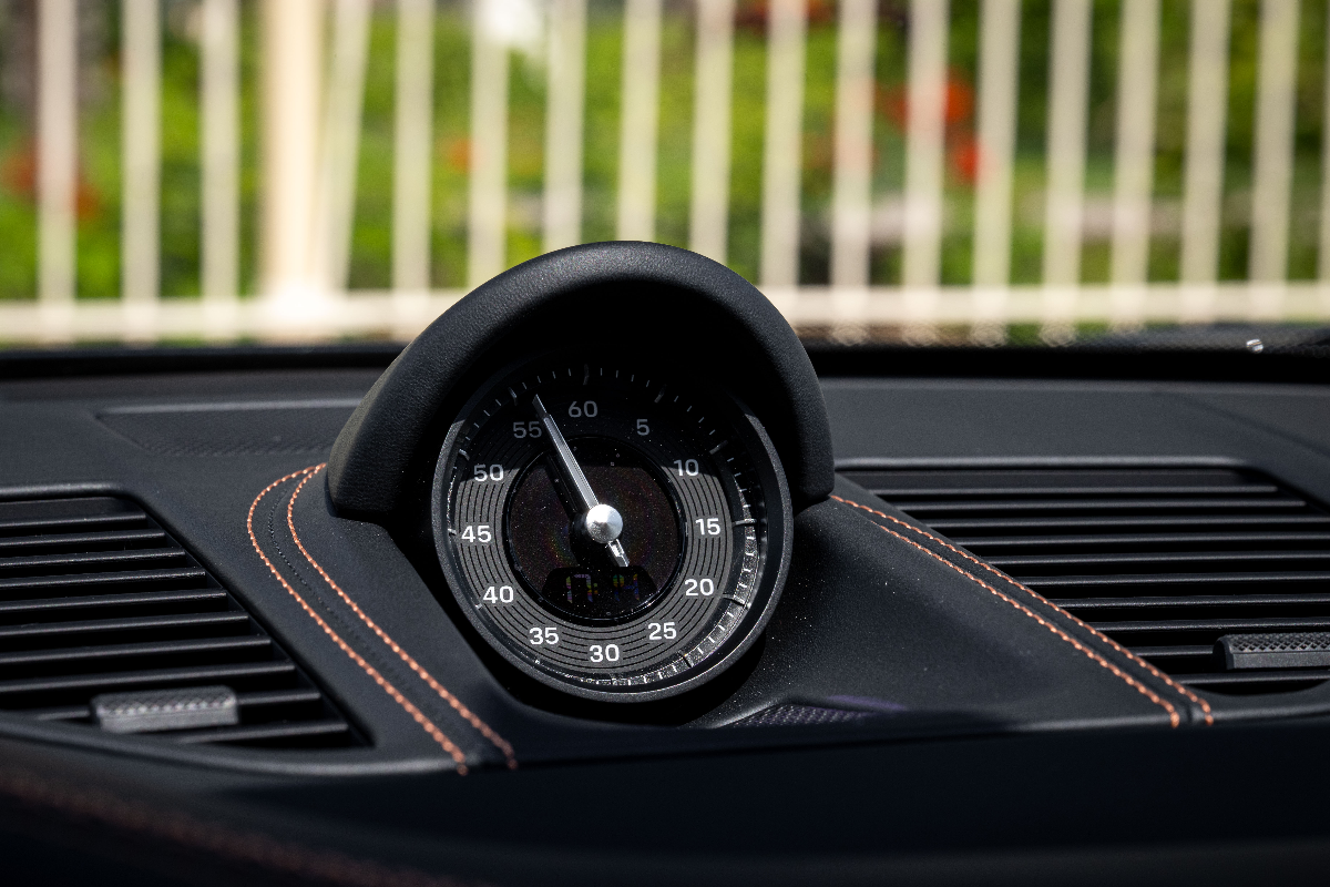 2025 Porsche 911 photo 11
