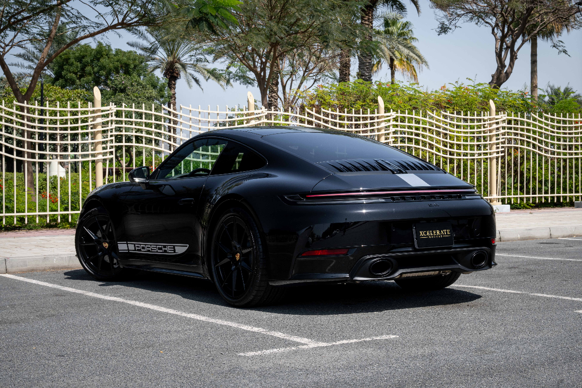 2025 Porsche 911 photo 5