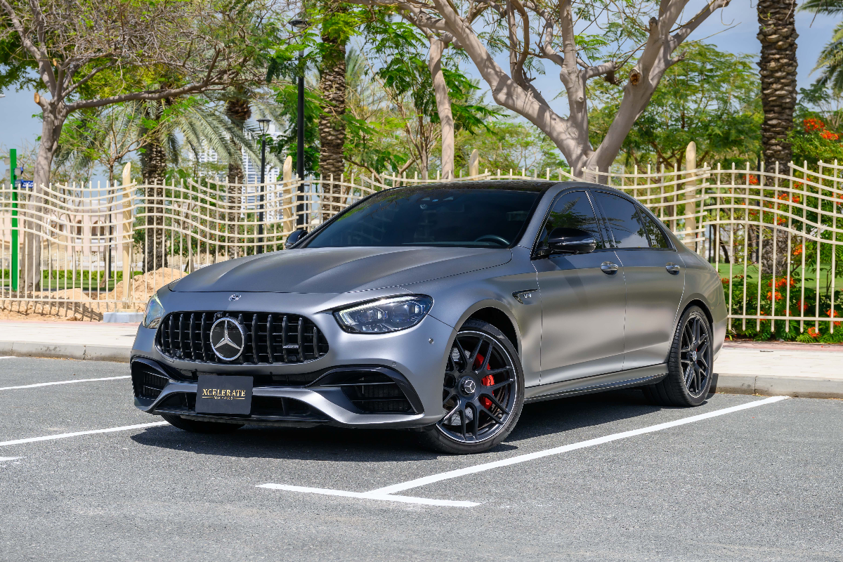 2021 Mercedes-Benz E-Class photo 3
