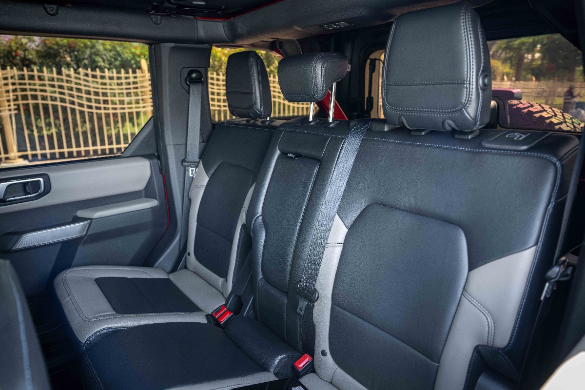 2022 Ford Bronco photo 16