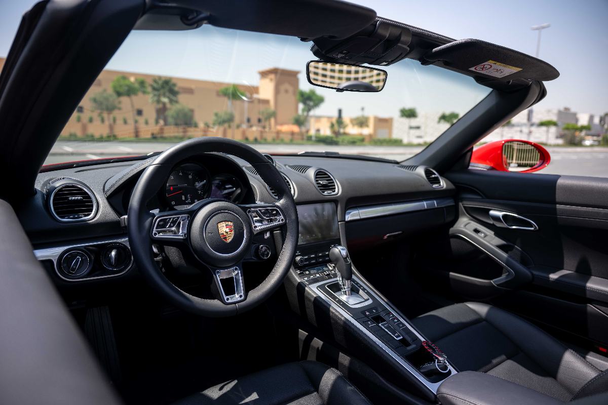 2024 Porsche Boxster photo 17