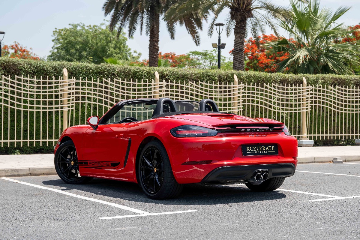 2024 Porsche Boxster photo 9