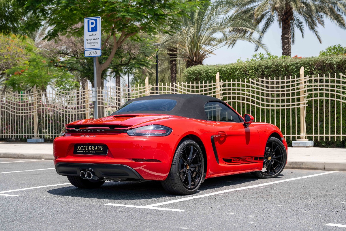 2024 Porsche Boxster photo 12