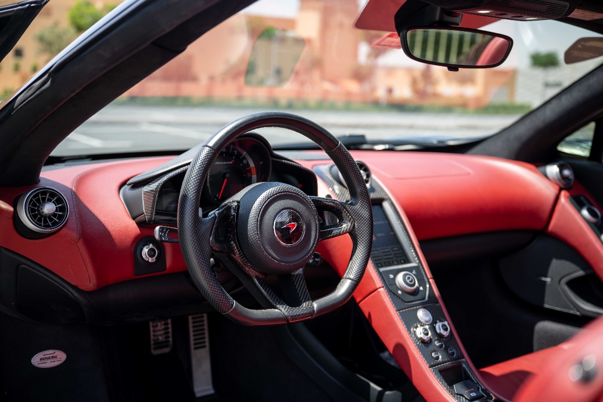 2016 McLaren 650S photo 15