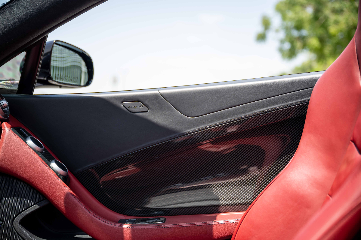 2016 McLaren 650S photo 17