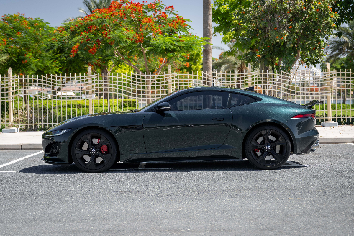 2024 Jaguar F-Type photo 9