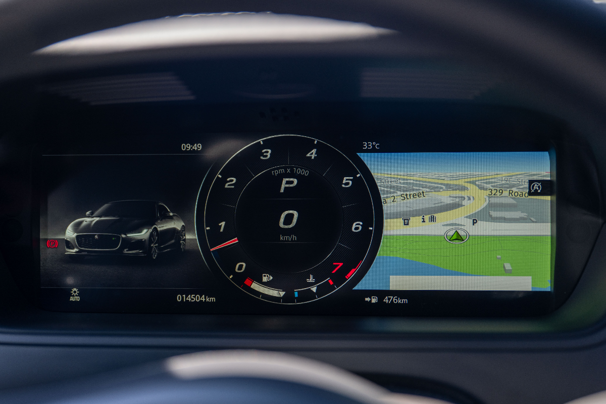 2024 Jaguar F-Type photo 19