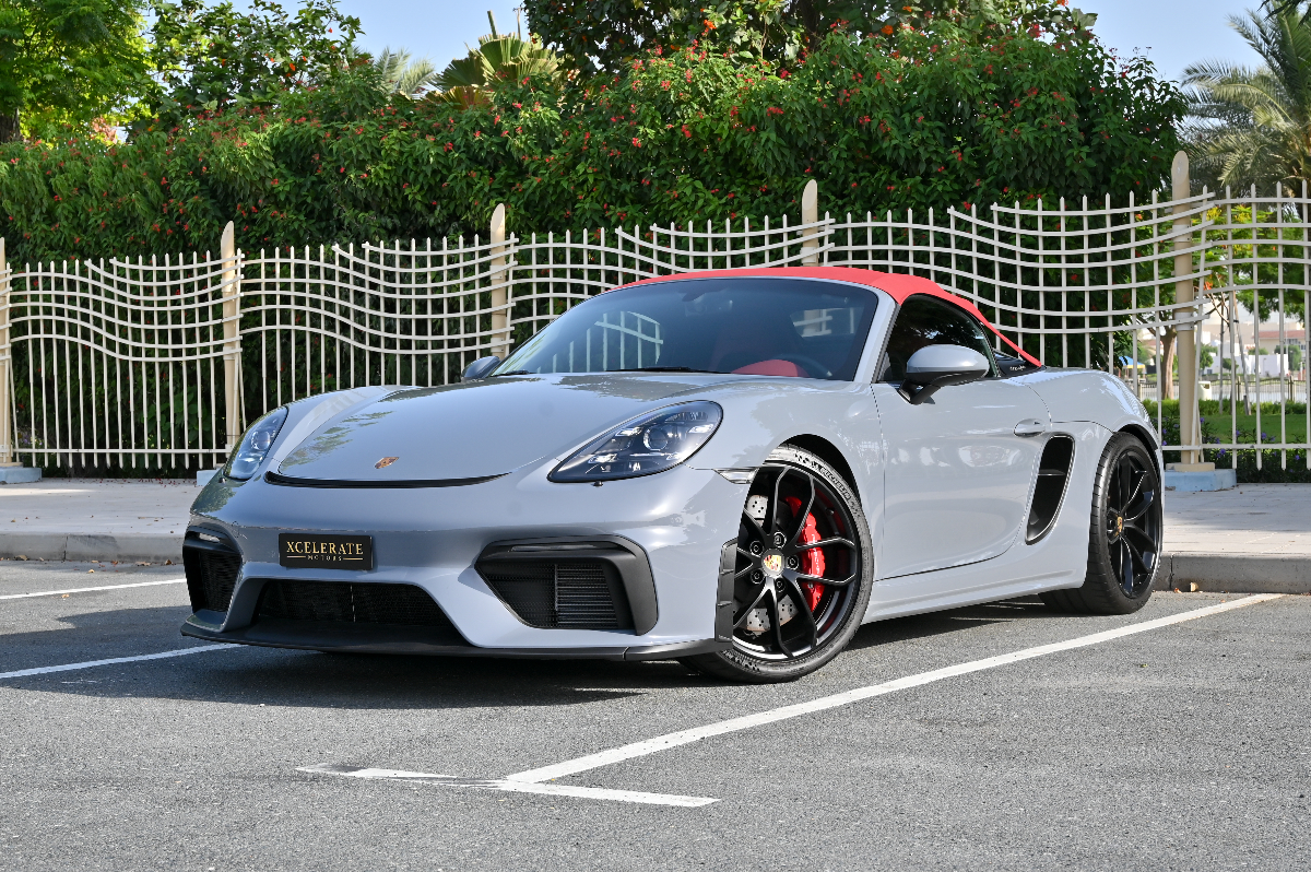 2023 Porsche 718 photo 3