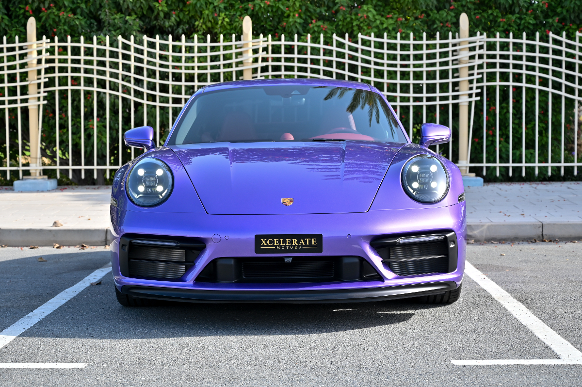 2024 Porsche 911 photo 2