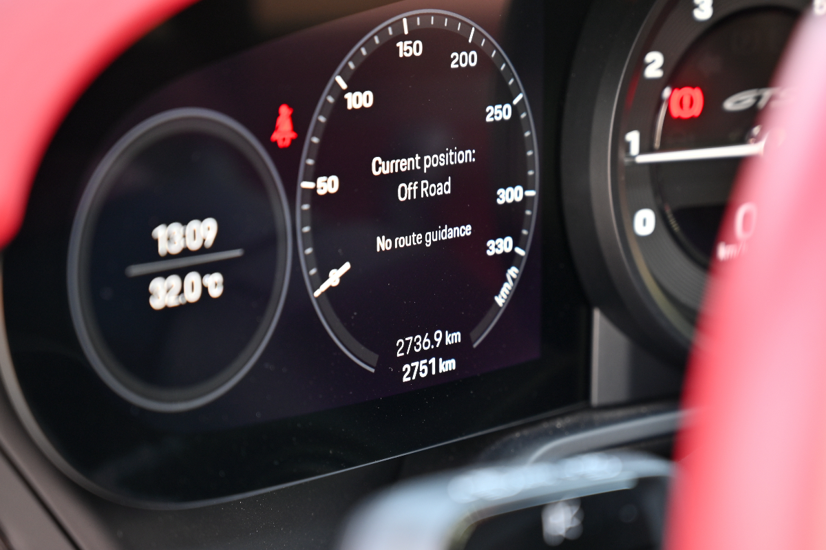 2024 Porsche 911 photo 16