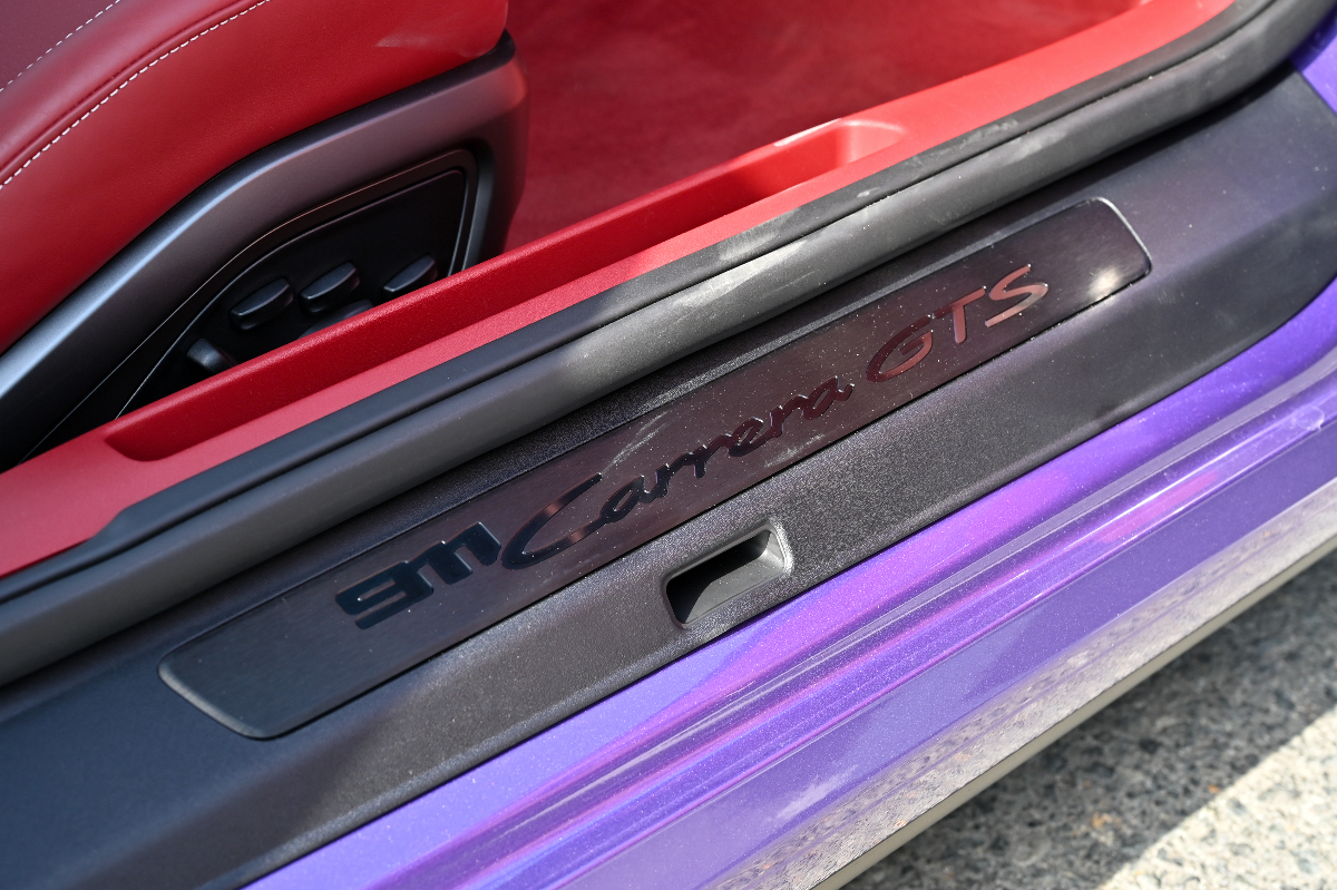 2024 Porsche 911 photo 14