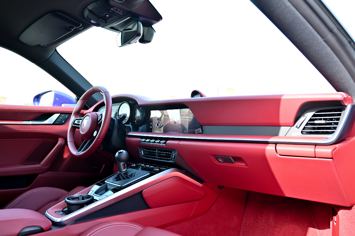2024 Porsche 911 photo 18