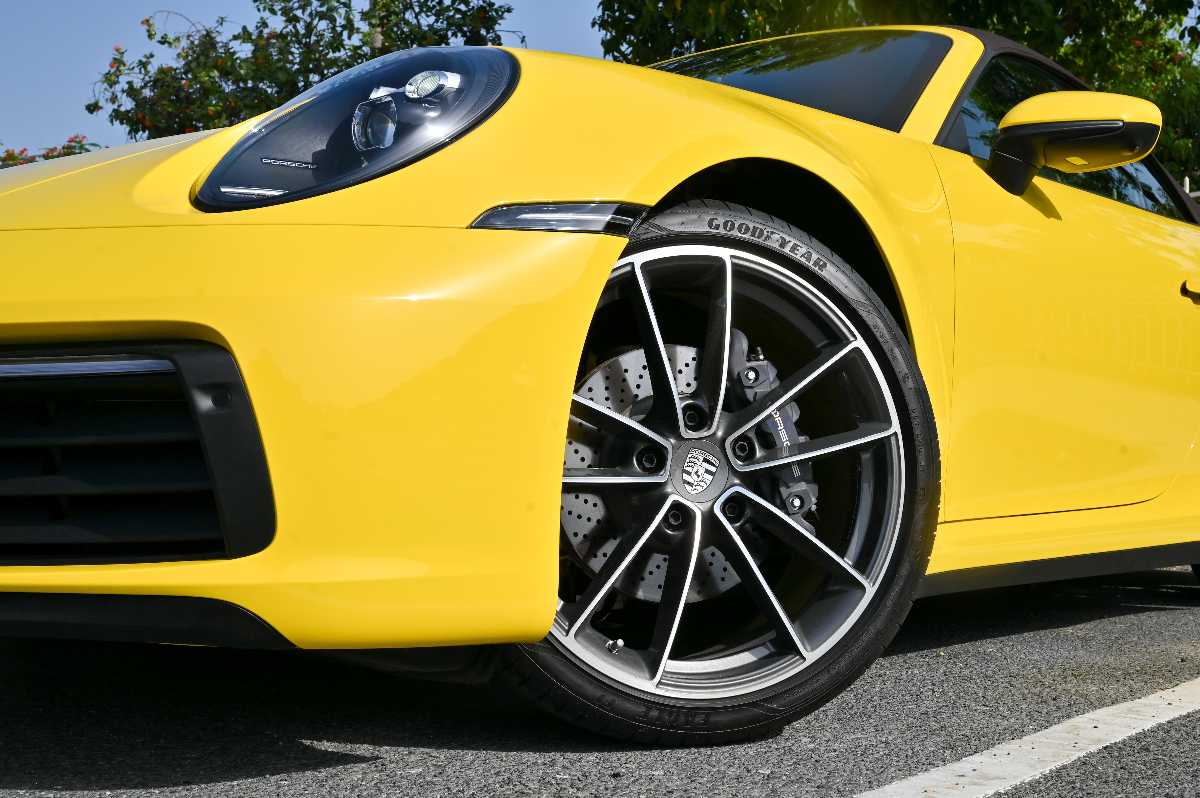 2024 Porsche 911 photo 11