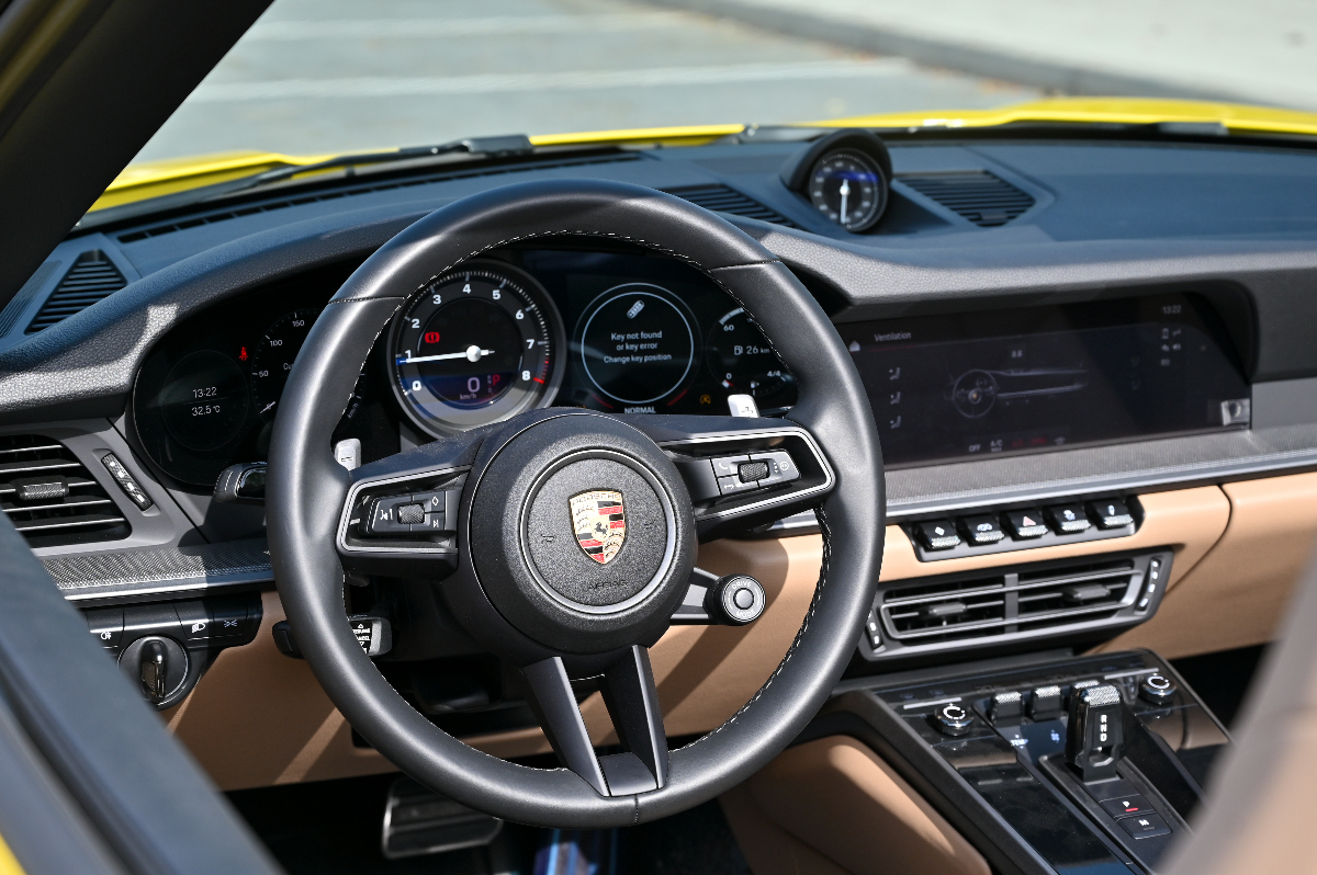 2024 Porsche 911 photo 14