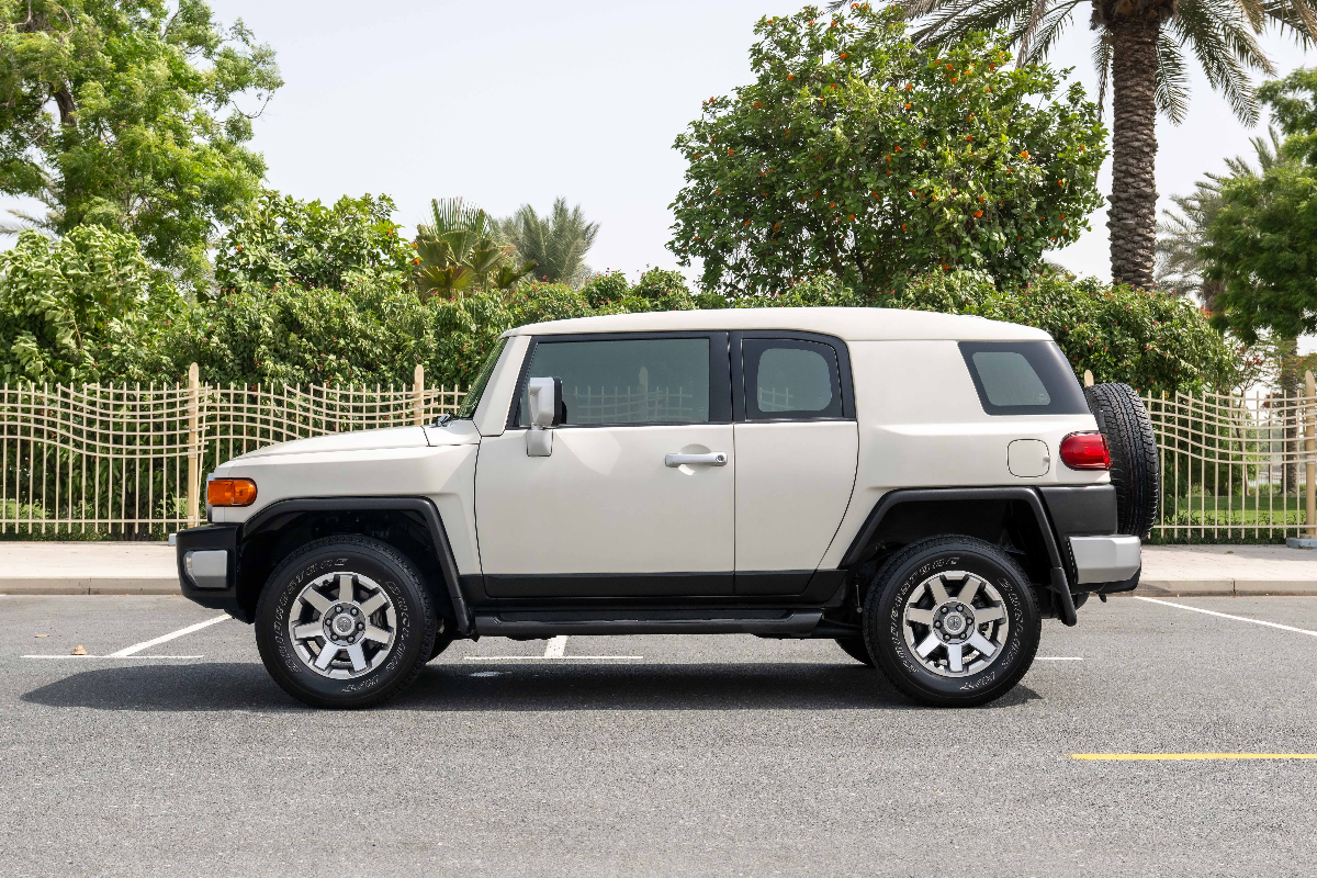 2023 Toyota FJ Cruiser photo 7