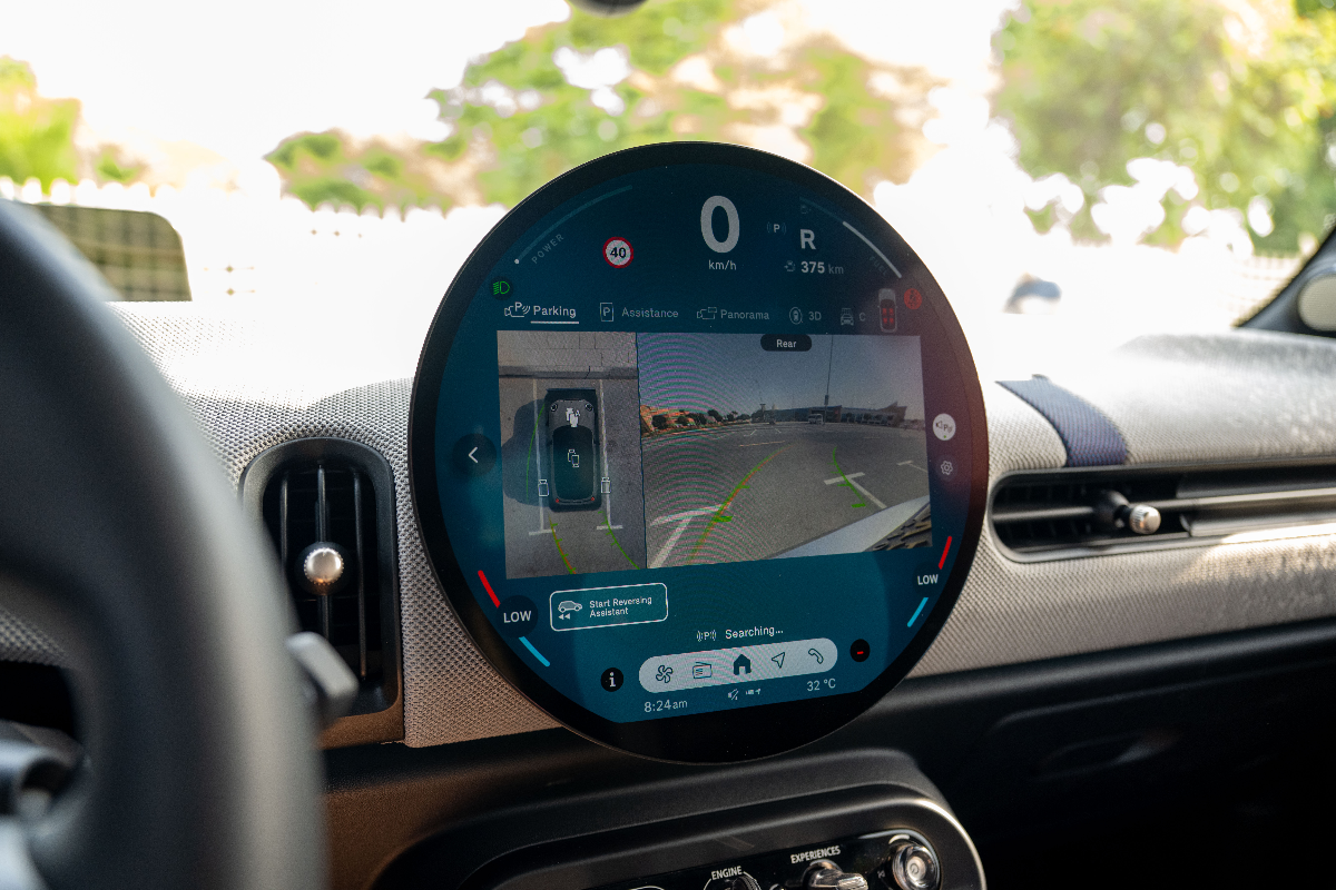 2025 MINI Cooper photo 15