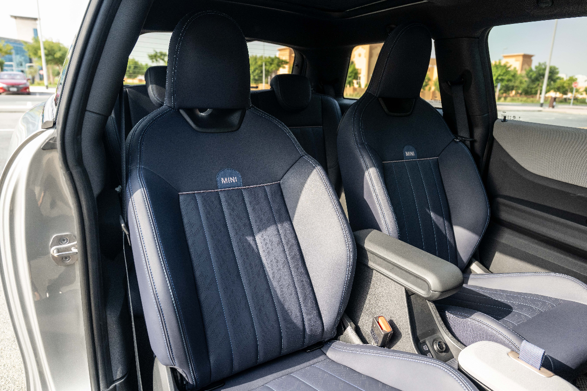 2025 MINI Cooper photo 17