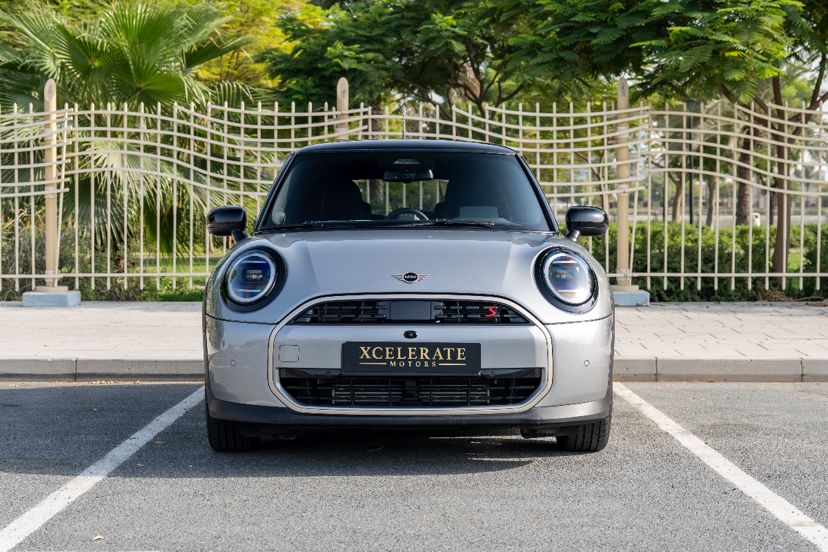 2025 MINI Cooper photo 2