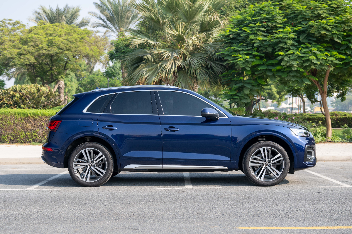 2025 Audi Q5 photo 8